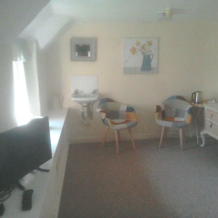 The Crown Inn Alvediston ภายนอก รูปภาพ