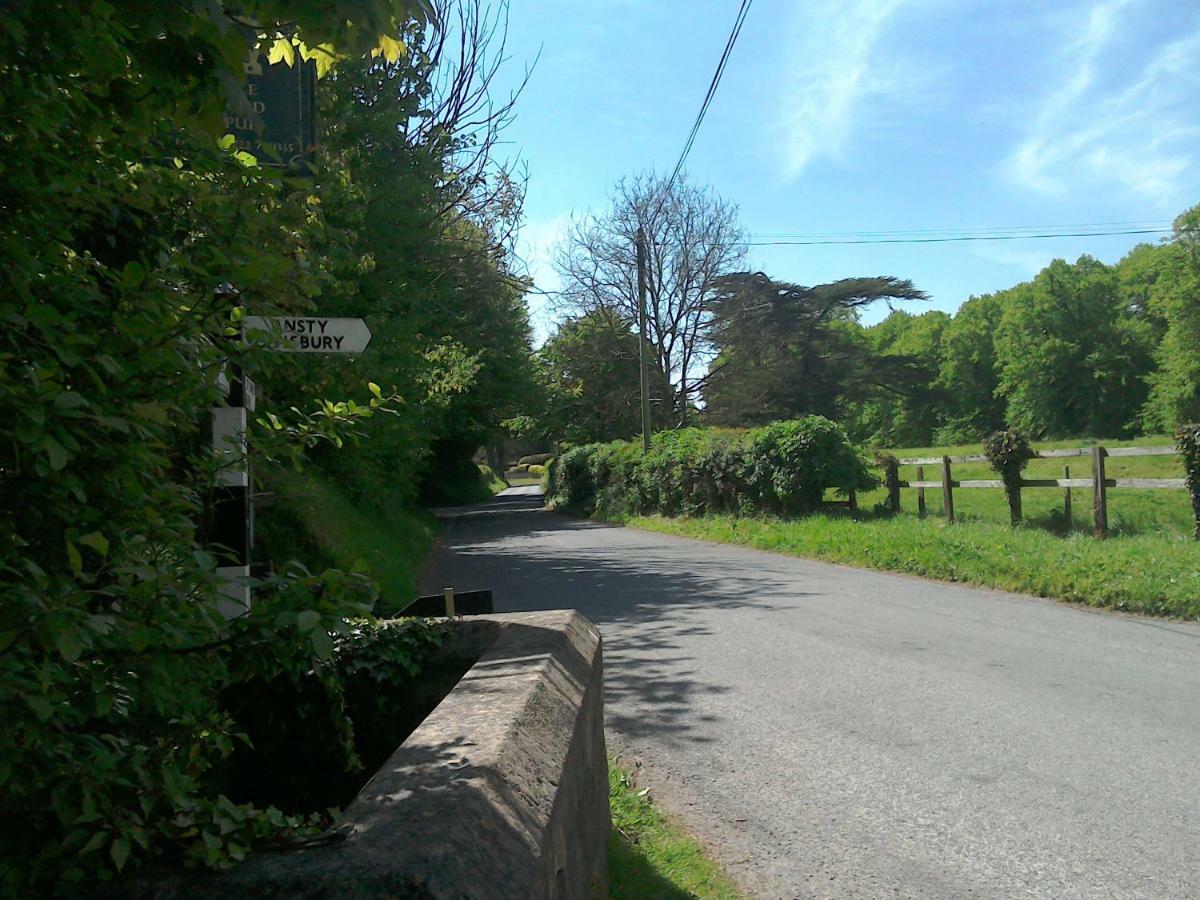 The Crown Inn Alvediston ภายนอก รูปภาพ