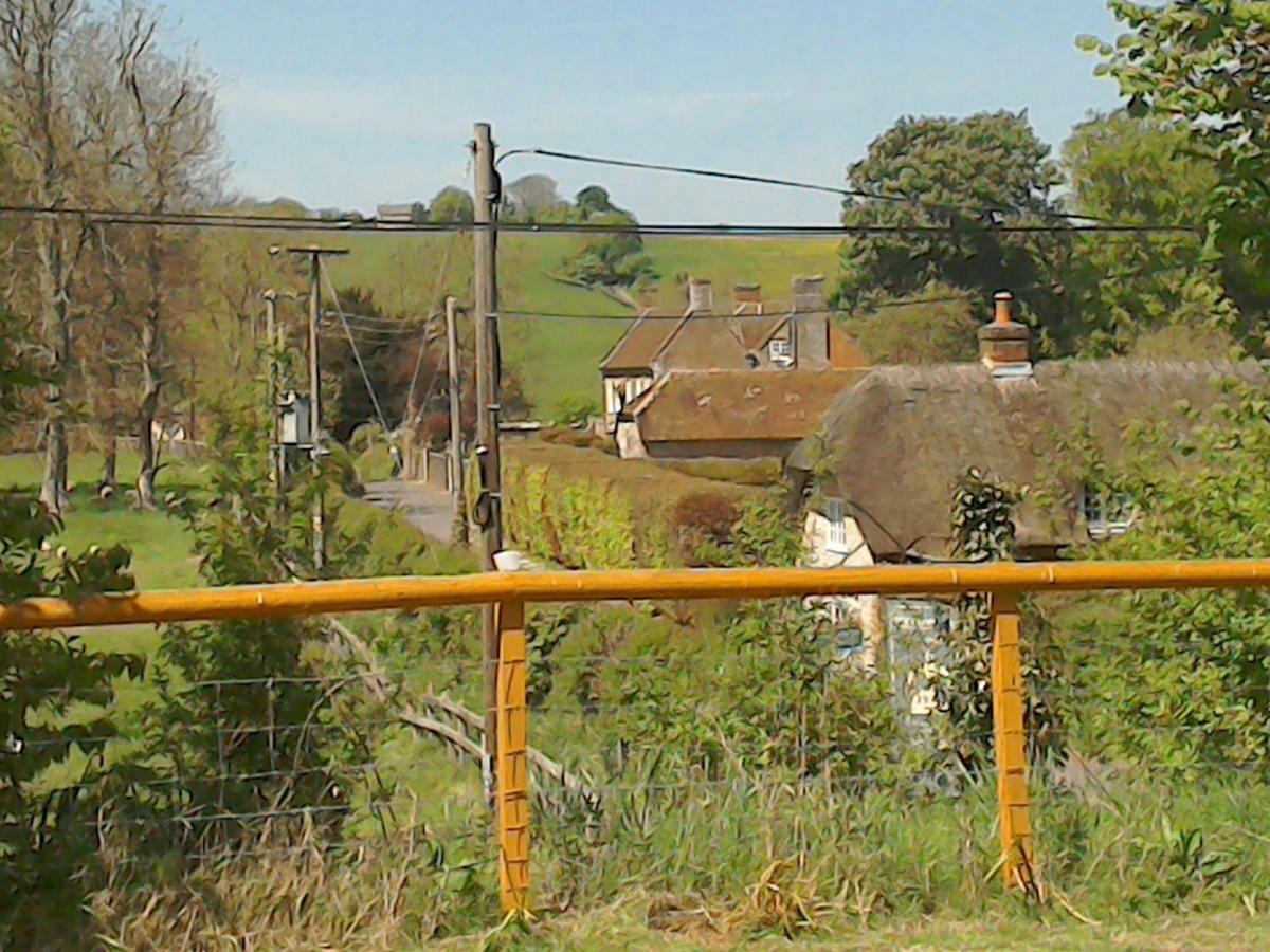 The Crown Inn Alvediston ภายนอก รูปภาพ